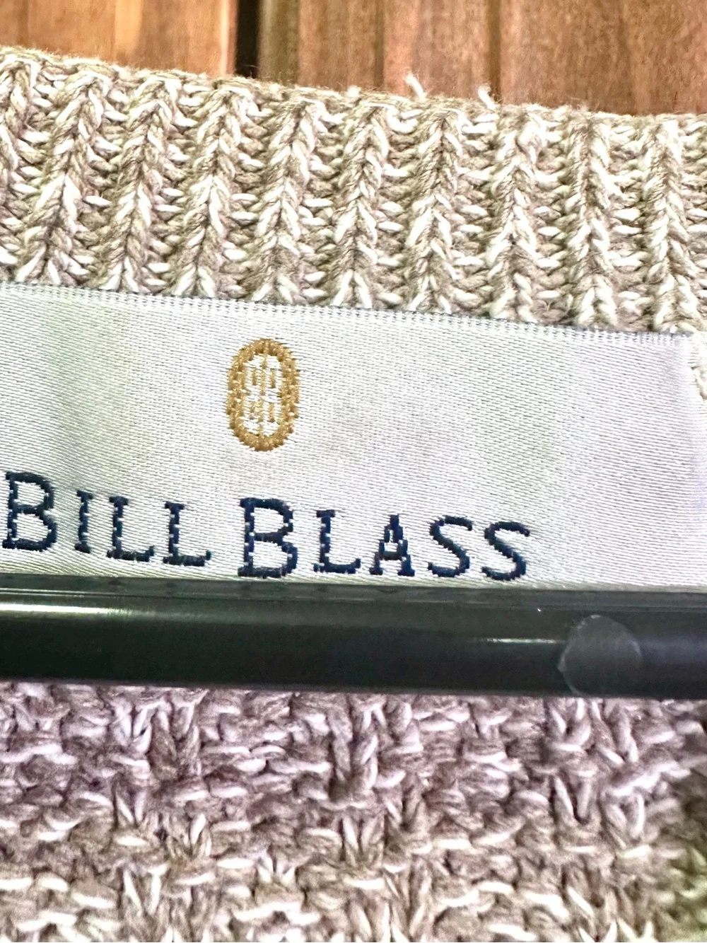 Vintage bill blass Men's Beige V-Neck Button Henley Sweater